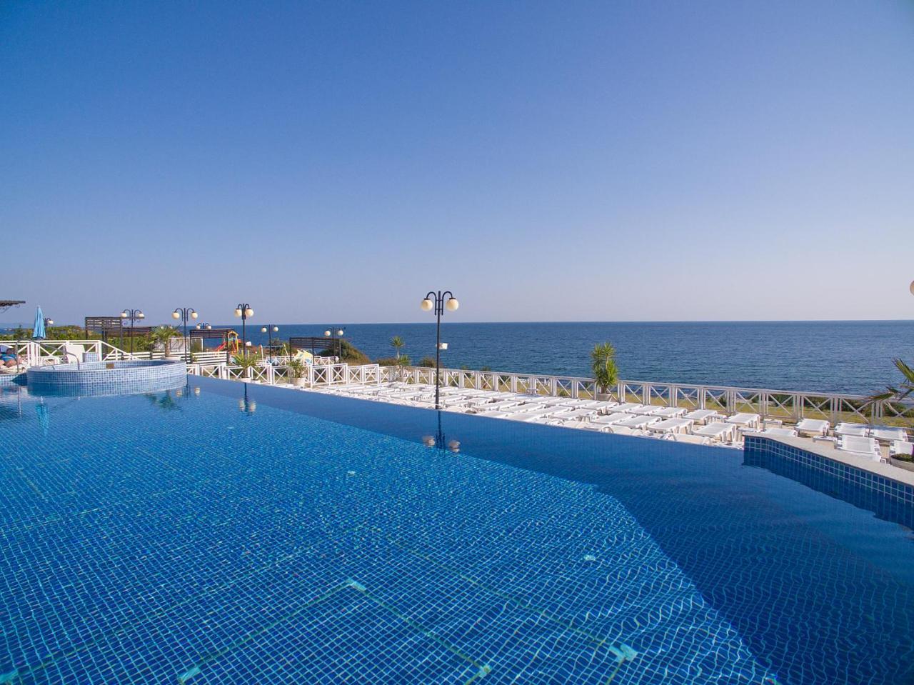 Hotel Eskada Beach Ахтопол Екстер'єр фото